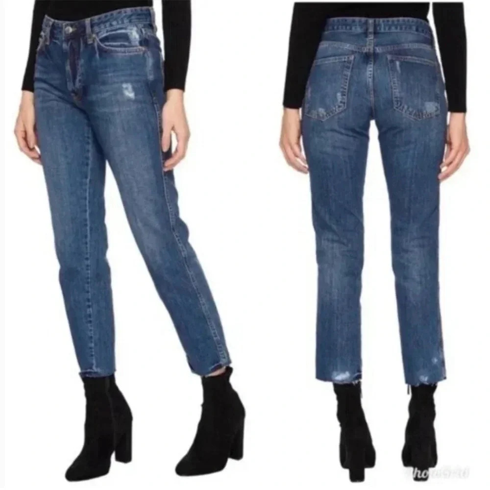 We The Free Slim Boyfriend Distressed Raw Hem Jeans Size 26